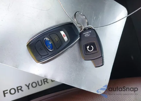 2019 Subaru Outback 2.5I Touring z USA, uszkodzony, nr VIN 4S4BSATC7K3246765